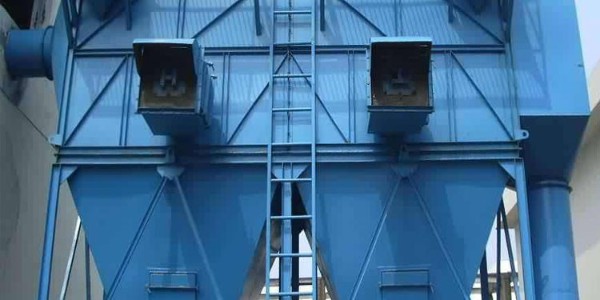 布袋除塵器的箱體遇到腐蝕煙氣怎么辦？15年廠家耀先環(huán)境來(lái)幫忙！