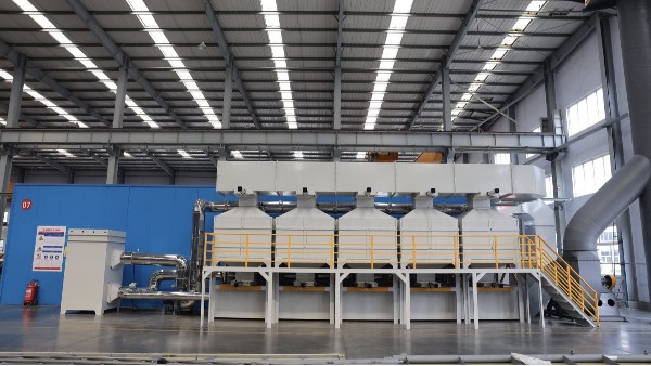 催化燃燒設(shè)備的使用情況和過(guò)濾材料的選擇有關(guān)，您是哪一種呢？