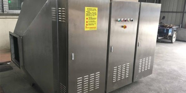 【耀先小貼士】<i style='color:red'>光催化</i>氧化設備的工作原理與實際使用一次給您！